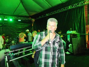 Ivan Leite prestigia festa de 46 anos da Rádio Esperança